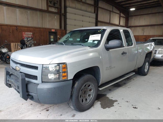 صورة 2 لـ 2011 Chevrolet SILVERADO 1500 WORK TRUCK