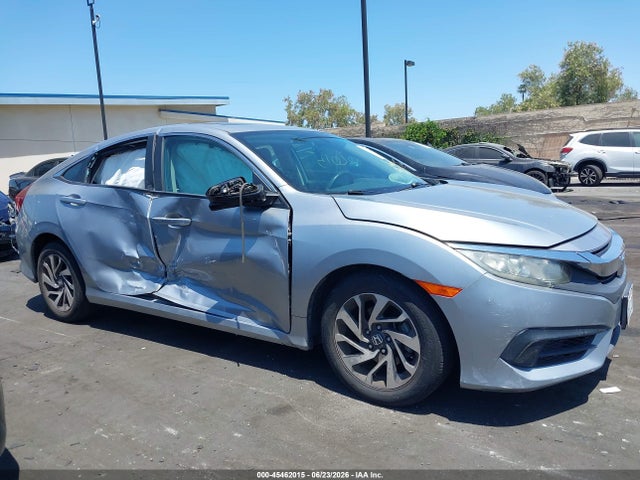 2016 Honda CIVIC EX — фото 6