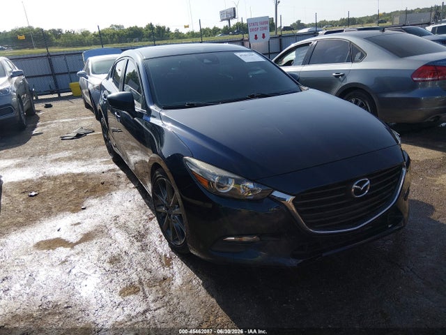 2018 MAZDA MAZDA3 TOURING