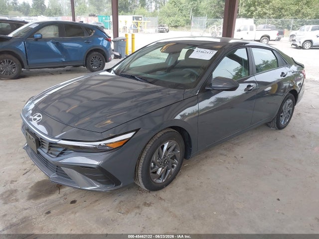 2024 Hyundai ELANTRA SEL 照片 2