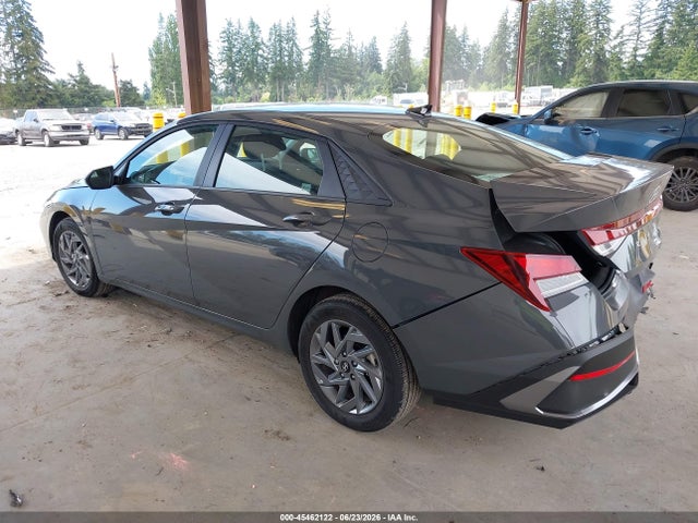 2024 Hyundai ELANTRA SEL 照片 3