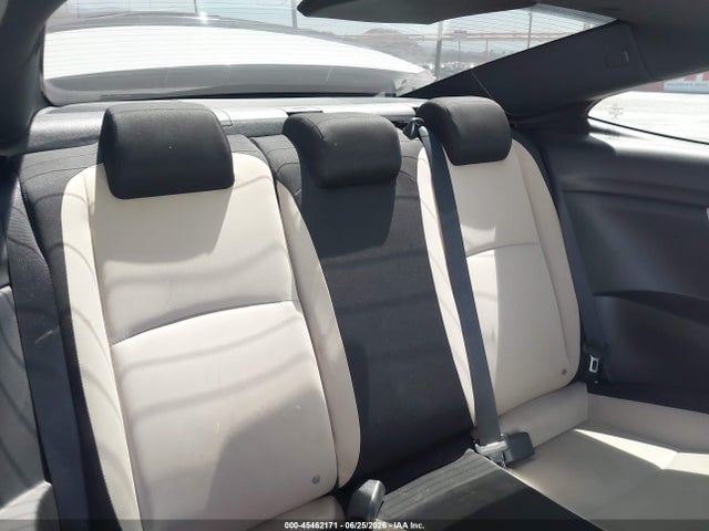 2016 Honda CIVIC LX-P — фото 8