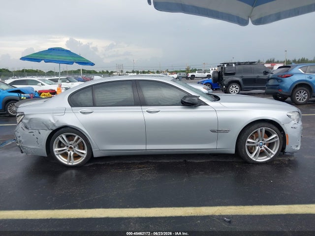 صورة مصغرة 13 لـ 2015 BMW 740I
