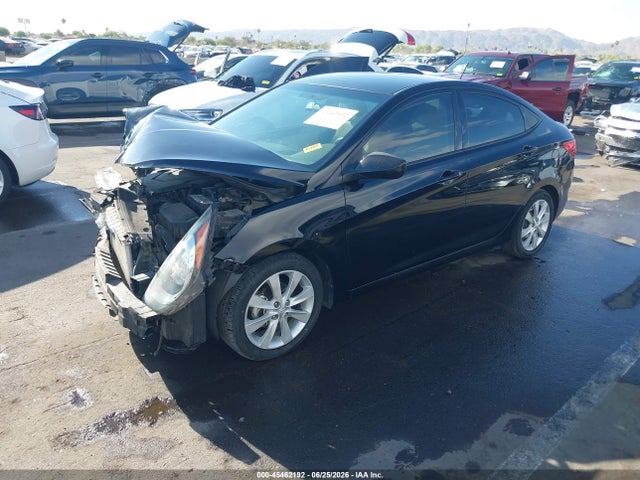 2012 Hyundai ACCENT GLS 照片 2