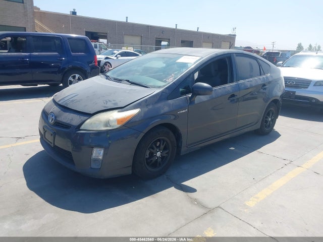 2010 Toyota PRIUS II photo 2