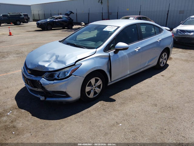 صورة 2 لـ 2017 Chevrolet CRUZE LS AUTO