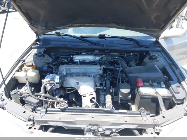1998 Toyota CAMRY LE 照片 10