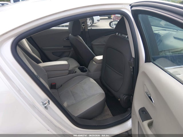 صورة 8 لـ 2013 Chevrolet VOLT