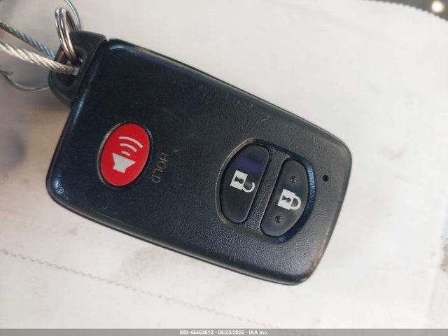 2010 Toyota PRIUS II thumbnail 11