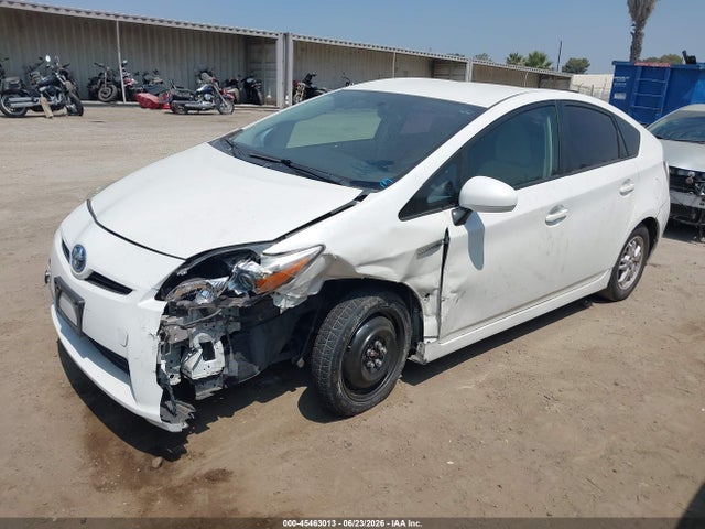 2010 Toyota PRIUS II 照片 2