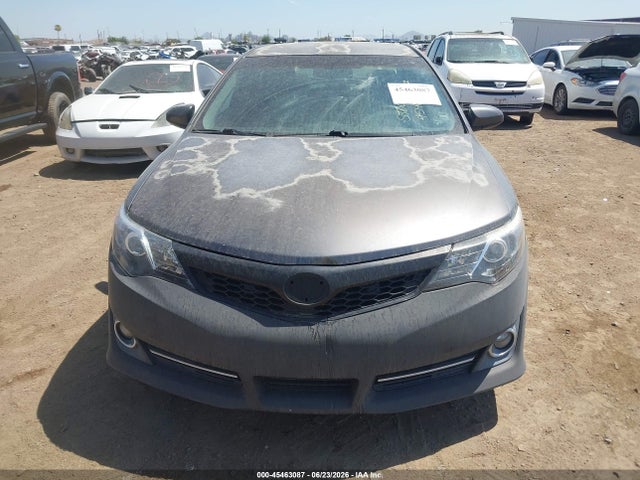 2013 Toyota CAMRY SE photo 6