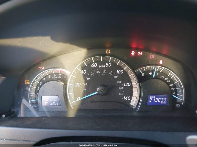 2013 Toyota CAMRY SE photo 7