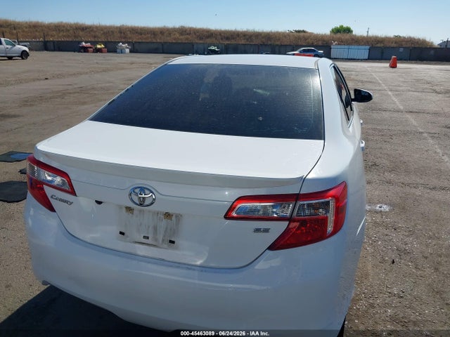 2013 Toyota CAMRY SE thumbnail 16