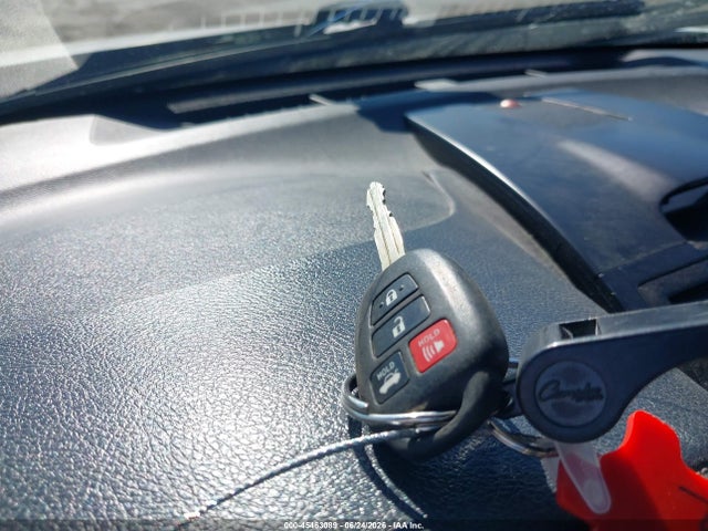 2013 Toyota CAMRY SE thumbnail 11