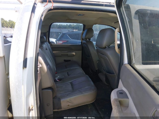 صورة 8 لـ 2011 Chevrolet SILVERADO 2500HD WORK TRUCK