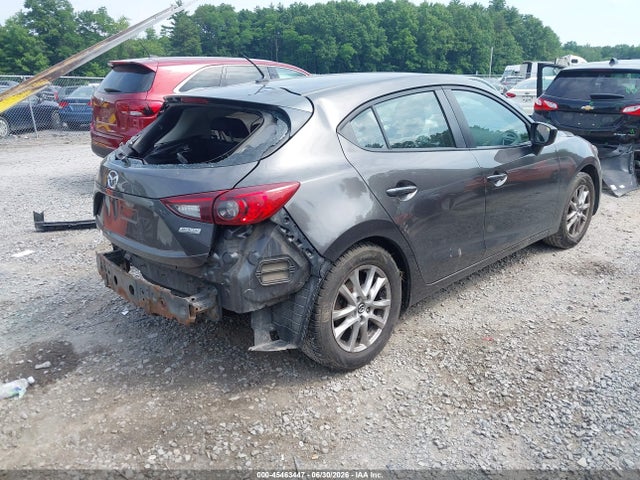 صورة 4 لـ 2017 Mazda MAZDA3 SPORT