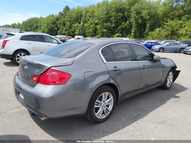 2013 Infiniti G37X 照片 4