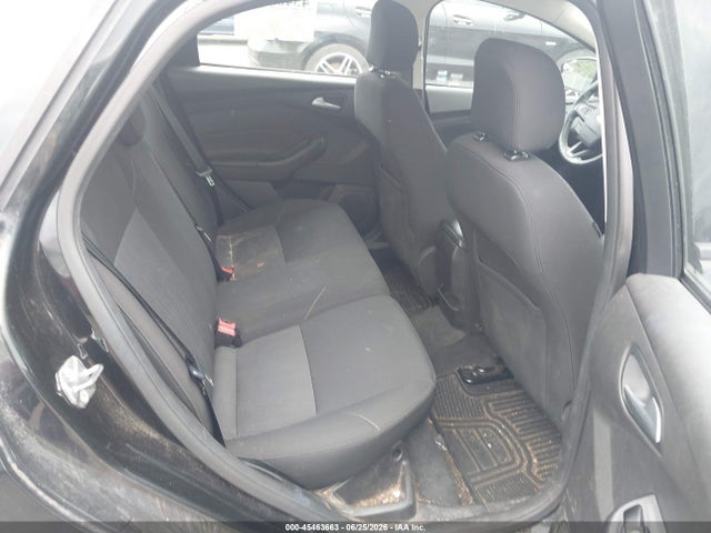 صورة 8 لـ 2015 FORD FOCUS SE