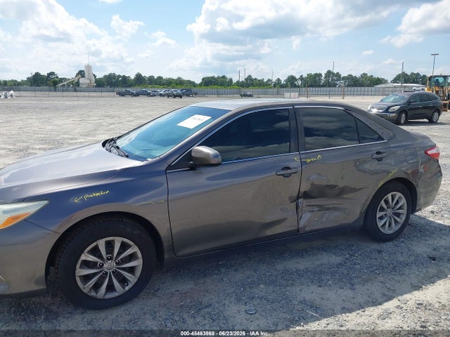 صورة 6 لـ 2016 Toyota CAMRY LE
