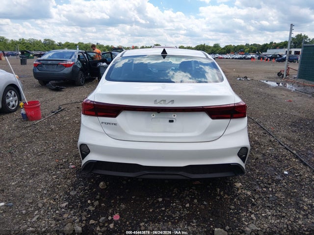 صورة مصغرة 16 لـ 2024 KIA FORTE LXS