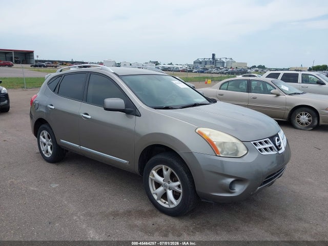 2011 NISSAN ROGUE SV