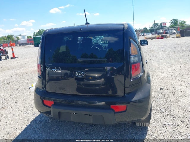 2011 KIA SOUL + — миниатюра 16