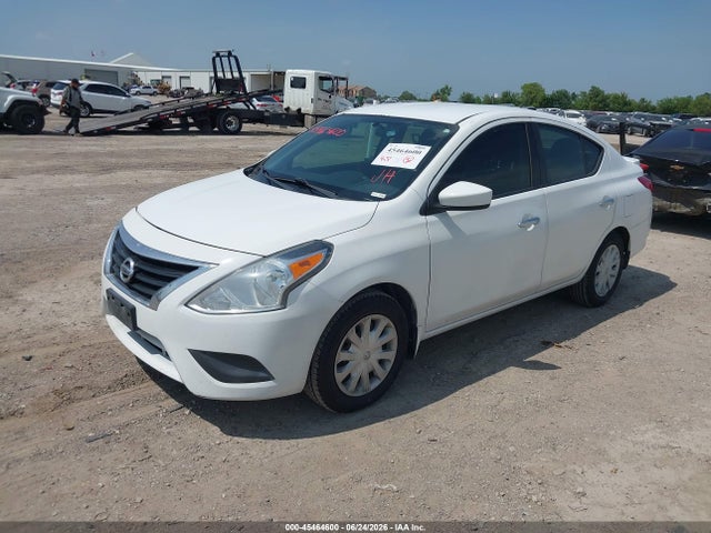 2017 Nissan VERSA 1.6 SV — фото 2