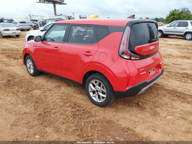 2023 KIA SOUL LX photo 3