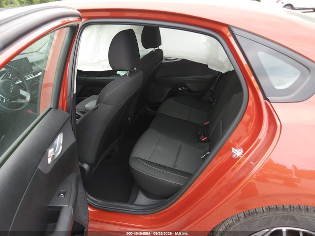 2023 KIA FORTE LXS photo 8