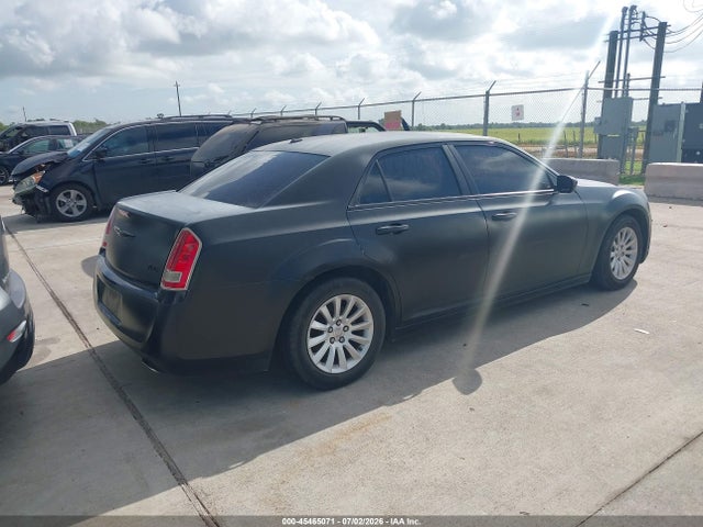 صورة 4 لـ 2014 Chrysler 300