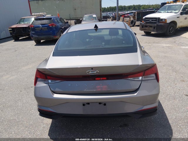 صورة مصغرة 17 لـ 2023 Hyundai ELANTRA SE