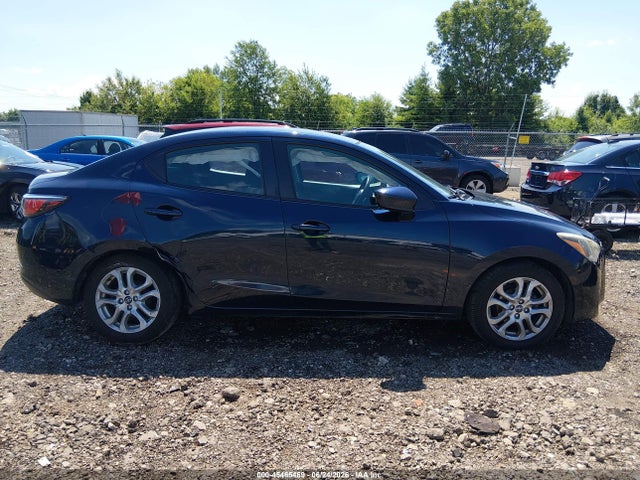 صورة مصغرة 13 لـ 2017 Toyota YARIS IA