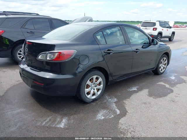 2013 Mazda MAZDA3 I SV 照片 4