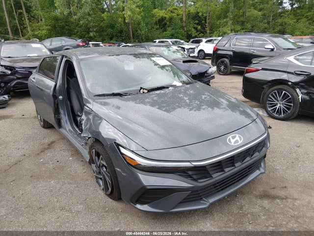 2025 Hyundai ELANTRA SEL SPORT photo 1