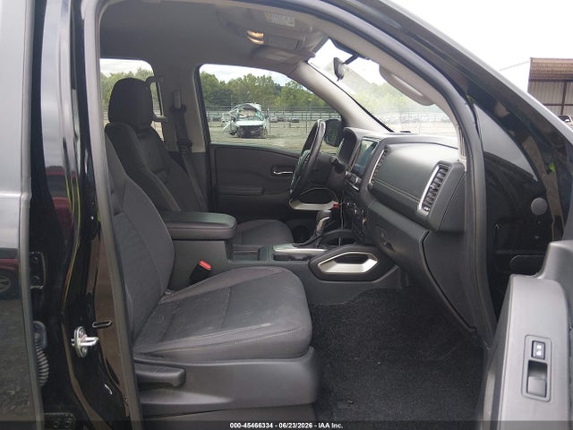 صورة 5 لـ 2022 Nissan FRONTIER SV 4X4