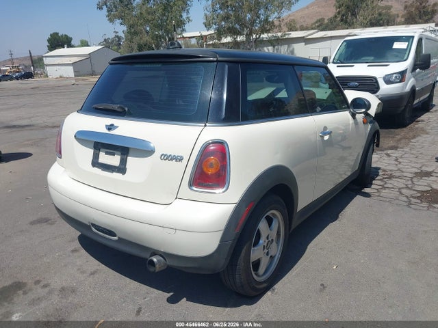 صورة 4 لـ 2010 MINI COOPER