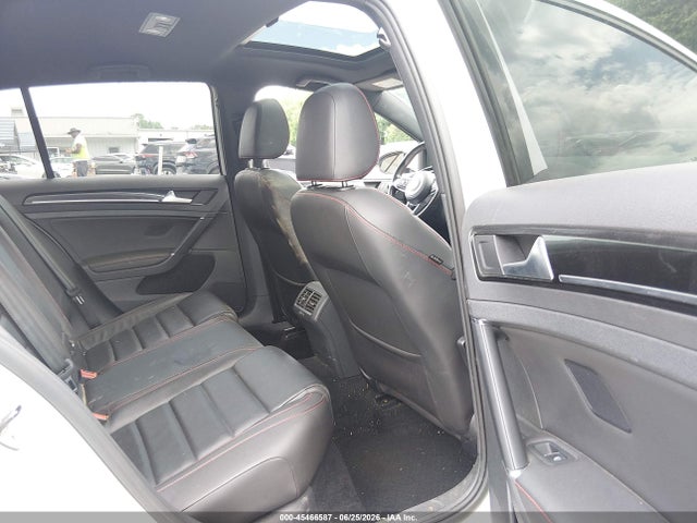 2015 Volkswagen GOLF GTI 2.0T SE 4-DOOR 照片 8