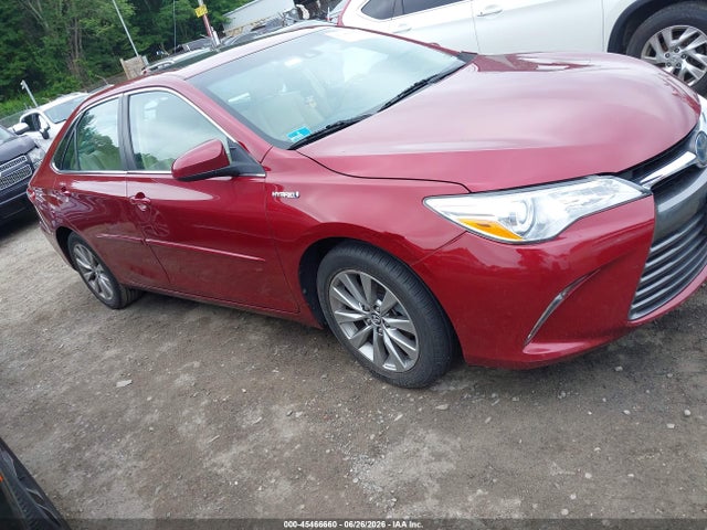 2015 TOYOTA CAMRY XLE