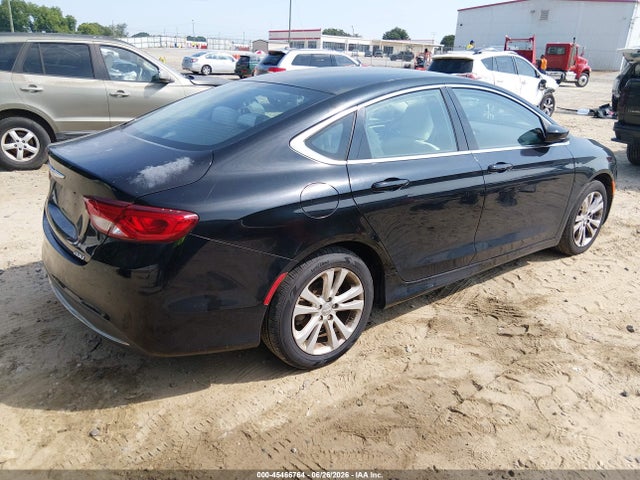 2015 Chrysler 200 LIMITED — фото 4