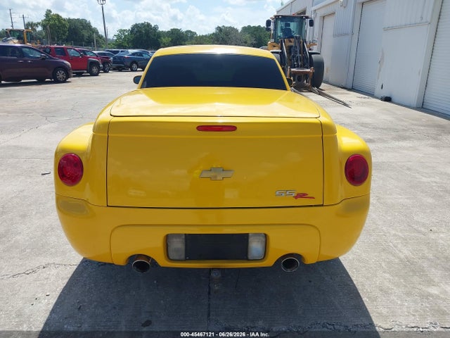 2004 Chevrolet SSR — миниатюра 17