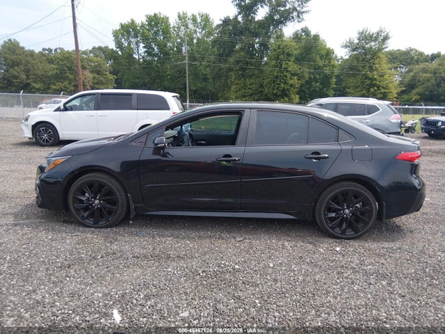 2022 Toyota COROLLA SE NIGHTSHADE EDITION thumbnail 14
