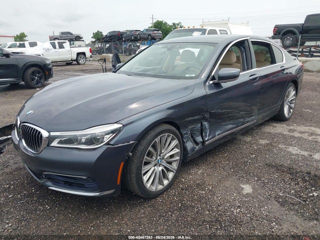 2016 BMW 750I XDRIVE 照片 2