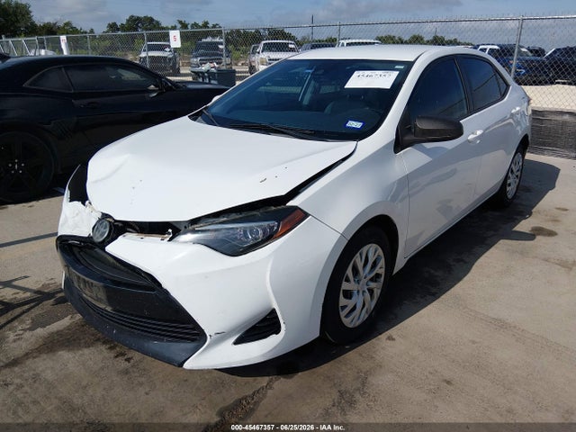 2017 Toyota COROLLA LE — фото 2