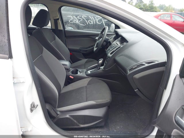 2013 FORD FOCUS SE 照片 5