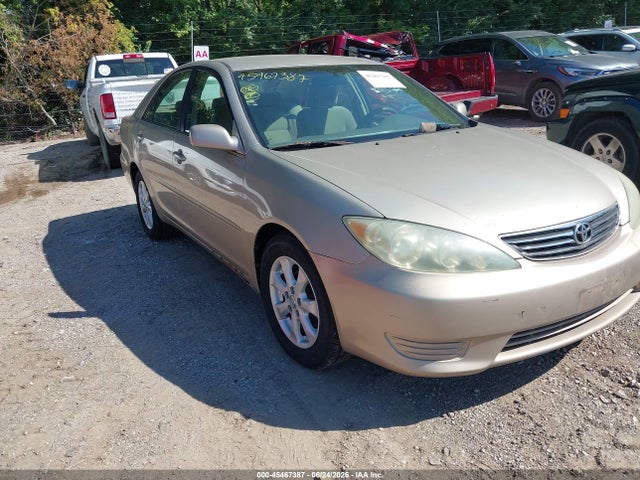 2005 Toyota CAMRY LE 照片 6