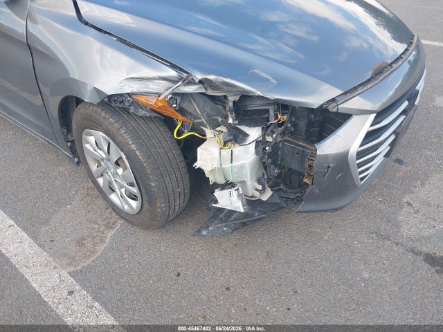 2017 Hyundai ELANTRA SE 照片 6
