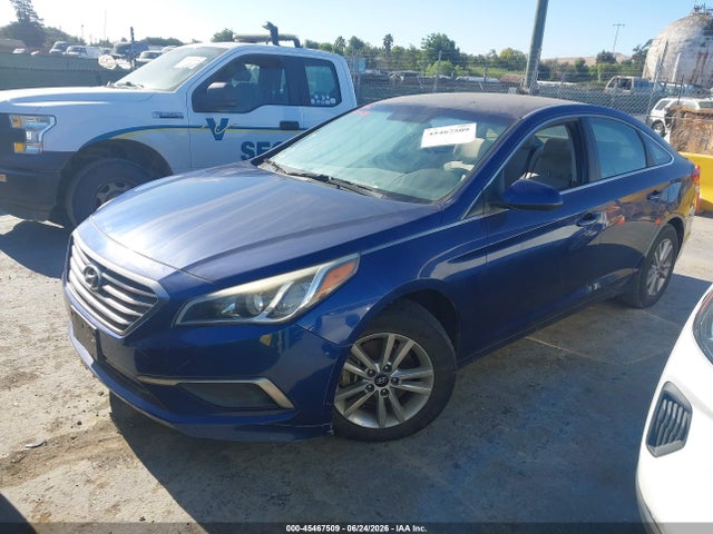 2016 Hyundai SONATA SE — фото 2