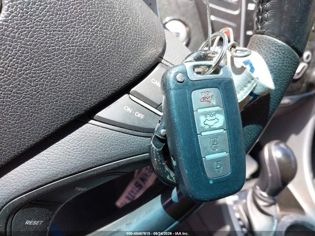 صورة مصغرة 11 لـ 2011 Hyundai SONATA SE