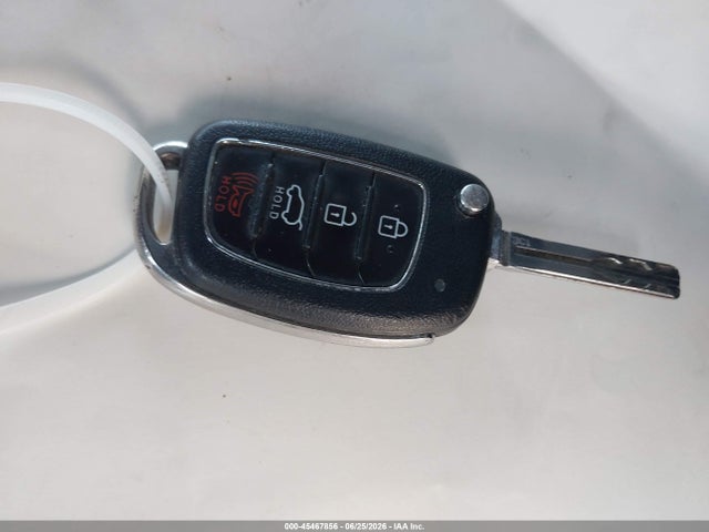 2017 HYUNDAI TUCSON SE 11