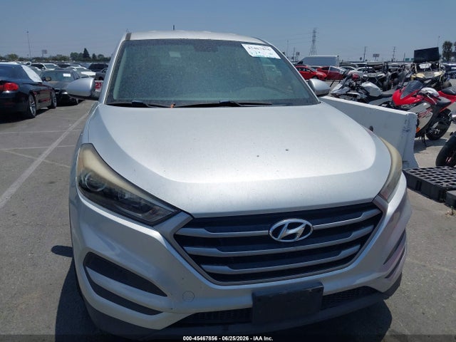 2017 HYUNDAI TUCSON SE 12